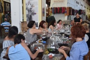 LTB Teraryum Atölyesi ile çocuklar ve yetişkinler fanusa bitki ekimini öğrendi 1 LTB Teraryum Atölyesi ile çocuklar ve yetişkinler fanusa bitki ekimini öğrendi