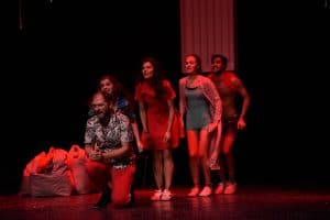 “Seni Seviyorum Türkiye” oyunu sahnelendi 6 “Seni Seviyorum Türkiye” oyunu sahnelendi