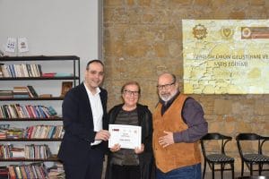 ‘Turistik Ürün Geliştirme ve Satış’ Eğitimi Sertifikaları Başkanı Harmancı Tarafından Verildi 6 ‘Turistik Ürün Geliştirme ve Satış’ Eğitimi Sertifikaları Başkanı Harmancı Tarafından Verildi